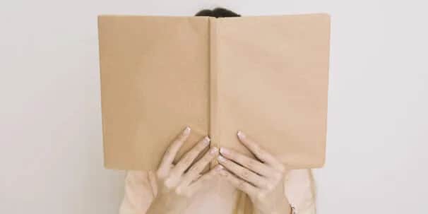 Jak znaleźć książkę nie znając tytułu i autora - skuteczne metody poszukiwań